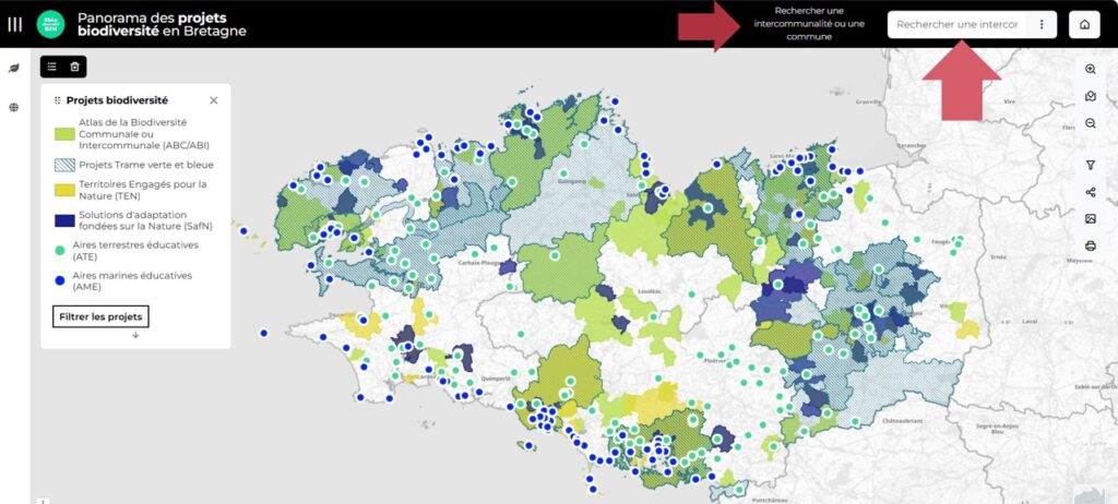 Zoom sur la fonction "barre de recherche" pour se focaliser sur une intercommunalité ou une commune sur le Panorama des projets biodiversité en Bretagne.