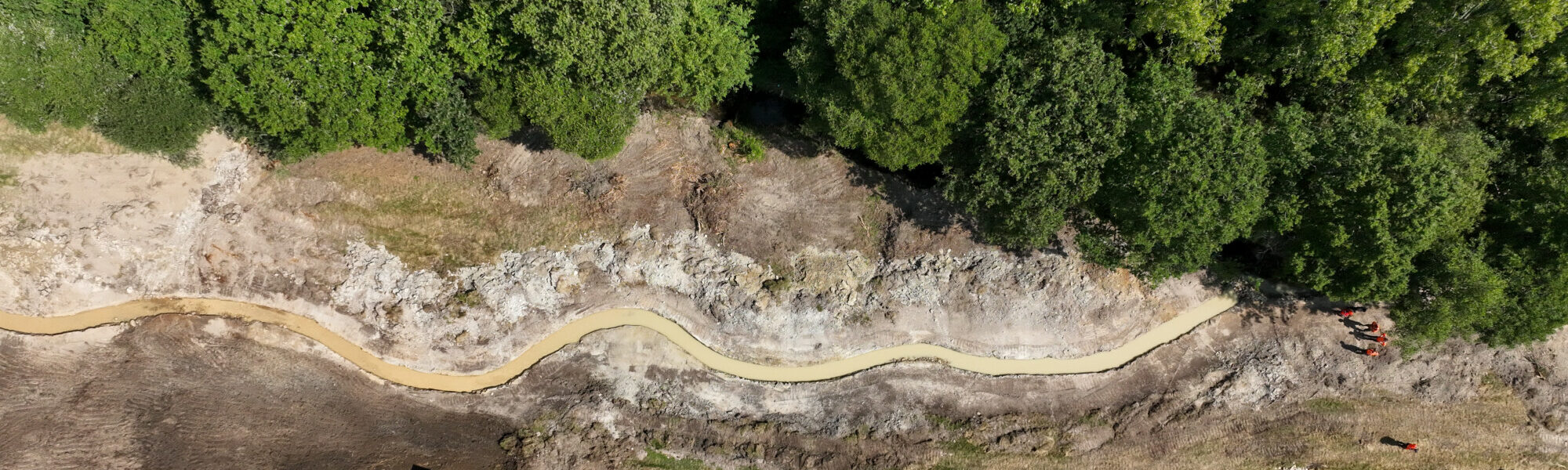 Renaturation d'un cours d'eau à Ploeren (56) ©GMVA